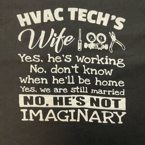 XL black with white graphic tee